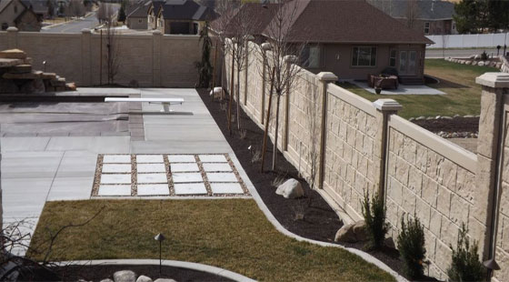 How to develop robust StoneTree concrete fence walls