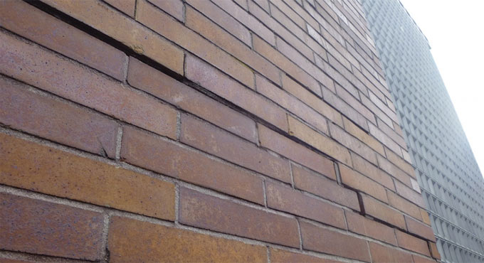 How to develop strong brick veneer cavity walls