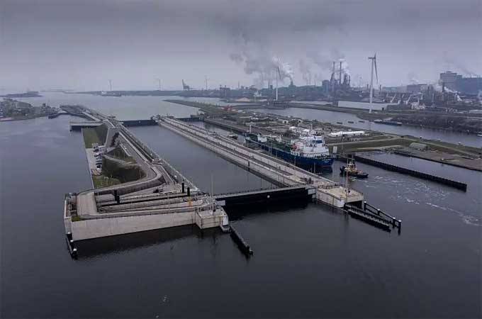 King Willem-Alexander opens the world's largest canal locks in Netherlands